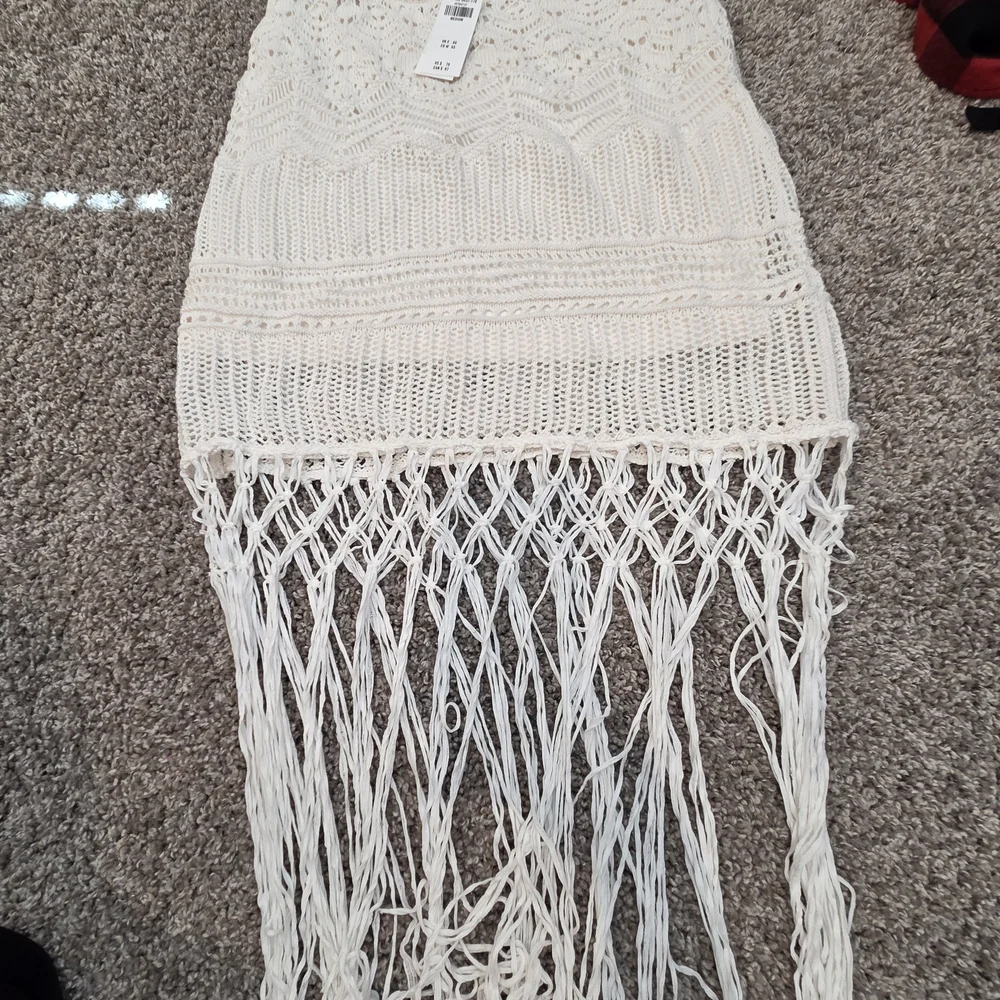 Abercrombie & Fitch White Crochet Pencil Skirt with Fringe - Picture 2 of 4